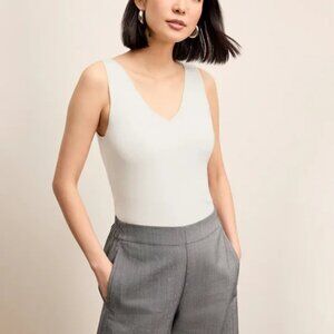 M.M Lafleur Peggy Knit Ivory White Sleeveless V- Neck Tank Top Small